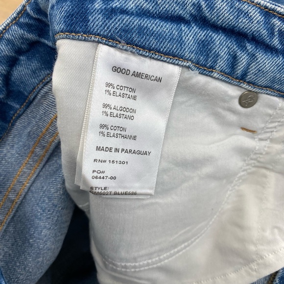 BNWT Mom Jeans, Good American Premium Denim - Picture 5 of 5